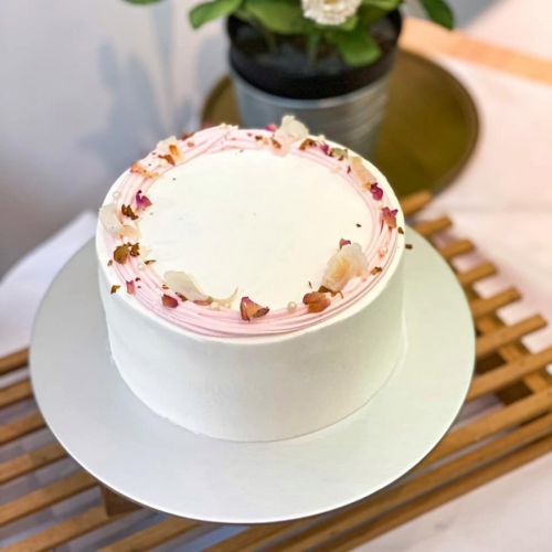 Top 3 Lychee Cakes Not To Be Missed!